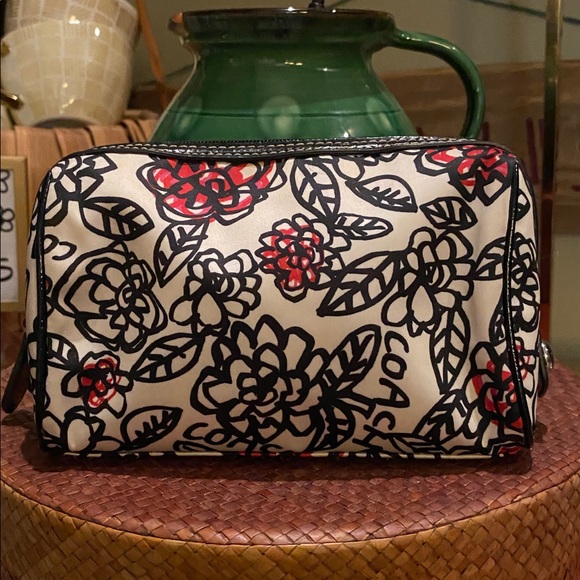 Coach Poppy Daisy Floral Graffiti Cosmetic Bag. - Picture 4 of 10